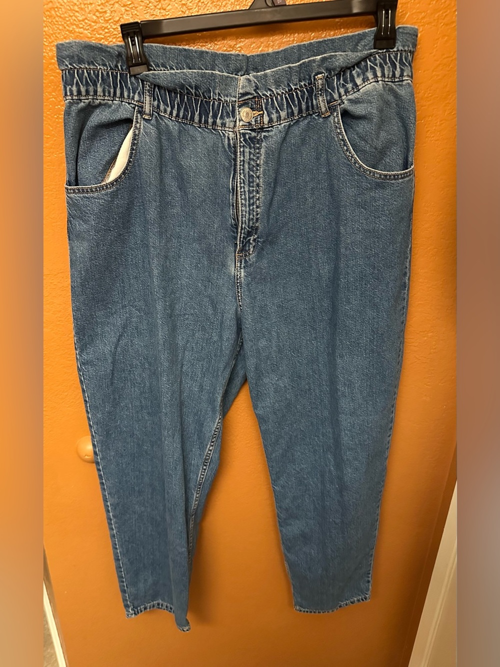 Zara Women's Straight-Leg Blue Denim Jeans